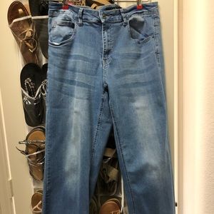 L & B (Lucky & Blessed) Flare Capri Jeans; size 14